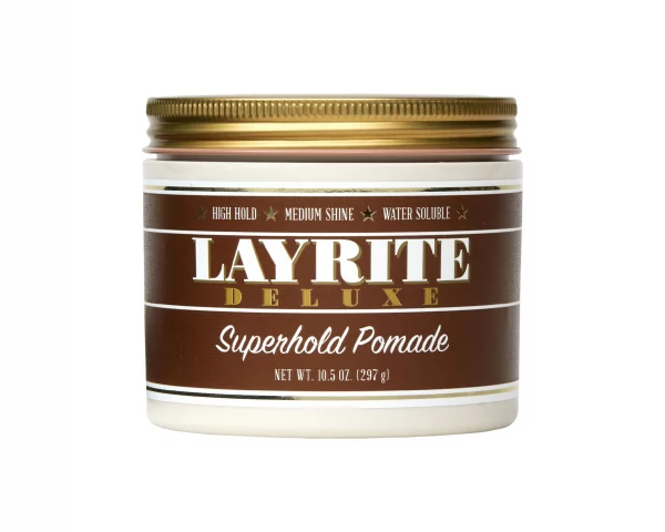 Die Superhold Pomade, von der Marke Layrite, ist speziell für Menschen mit dickem, widerspenstigem Haar entwickelt worden.