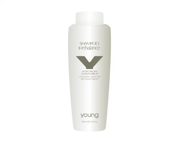 Young Y-Rebalance Shampoo, der italienischen Marke Young, Antischuppen-Shampoo mit Pirocton Olamin. Durch seine wirkungsvollen Inhaltsstoffe verhindert es die Bildung von Schuppen und sorgt für eine gründliche Reinigung, Erfrischung und Regulation der Talgproduktion.