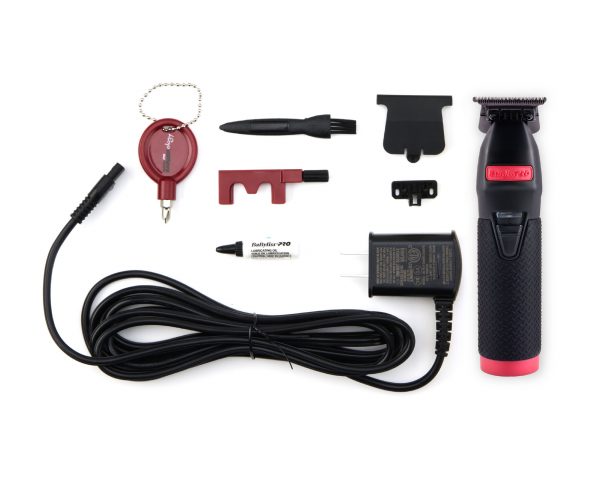 BABYLISS BOOST+ BLACK MATT TRIMMER FX7870RBPE Robustes Ganzmetallgehäuse für professionelle Zuverlässigkeit und Integrität. Der diamantstrukturierte Gummigriff bietet zusätzlichen Komfort und Kontrolle.